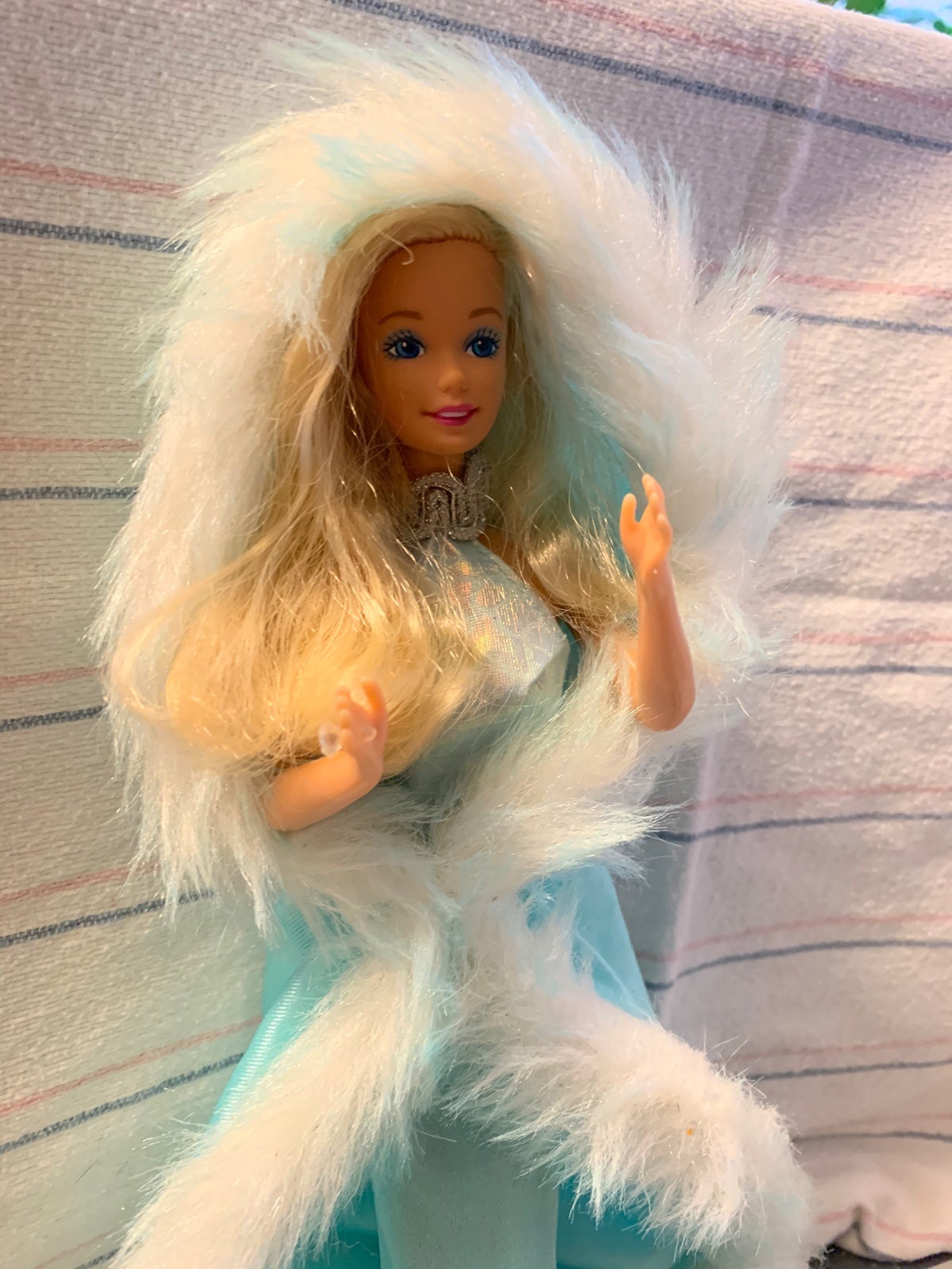1985 Magic Moves Barbie