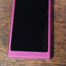 SONY Walkman 16 GB Bordeaux Pink