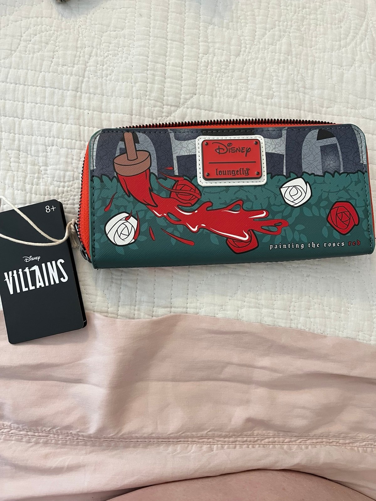 NWT Loungefly Queen of Hearts Alice in Wonderland wallet