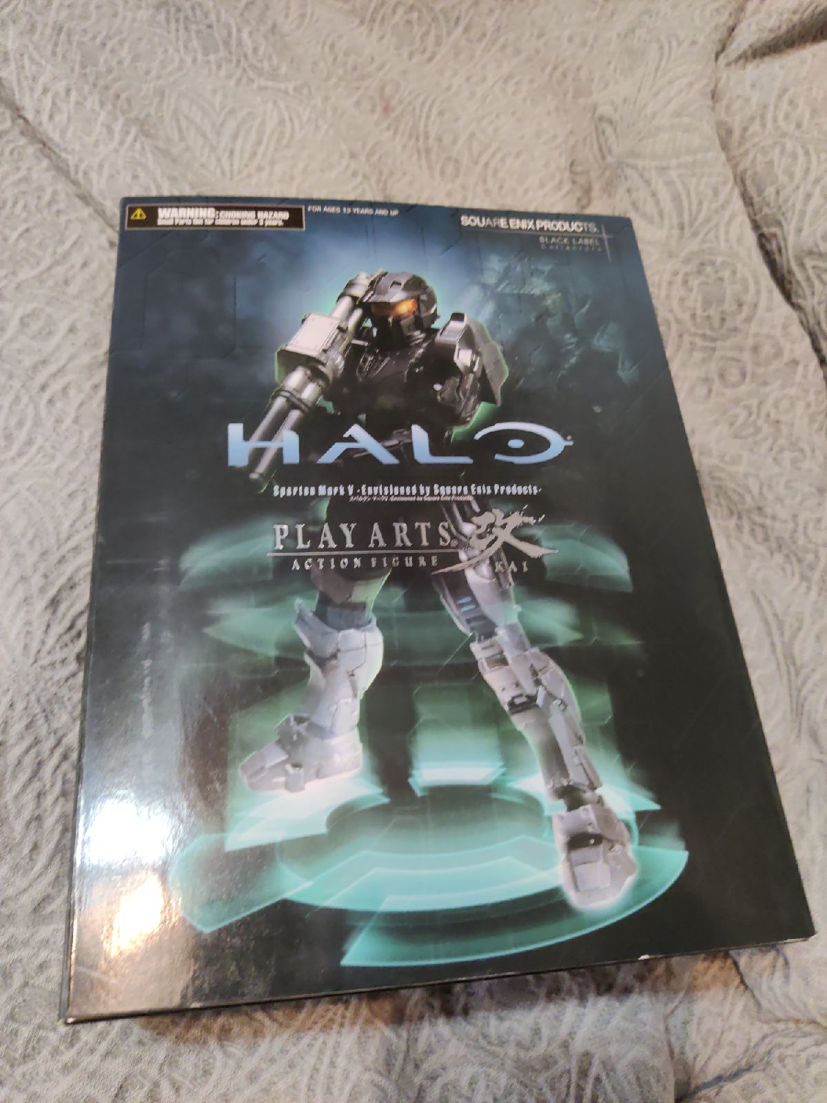 Halo mark v play arts figure KAI