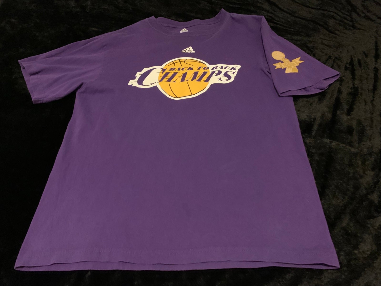 Mens Large Vintage 2010 Los Angeles Lakers Back to Back Championship Tshirt