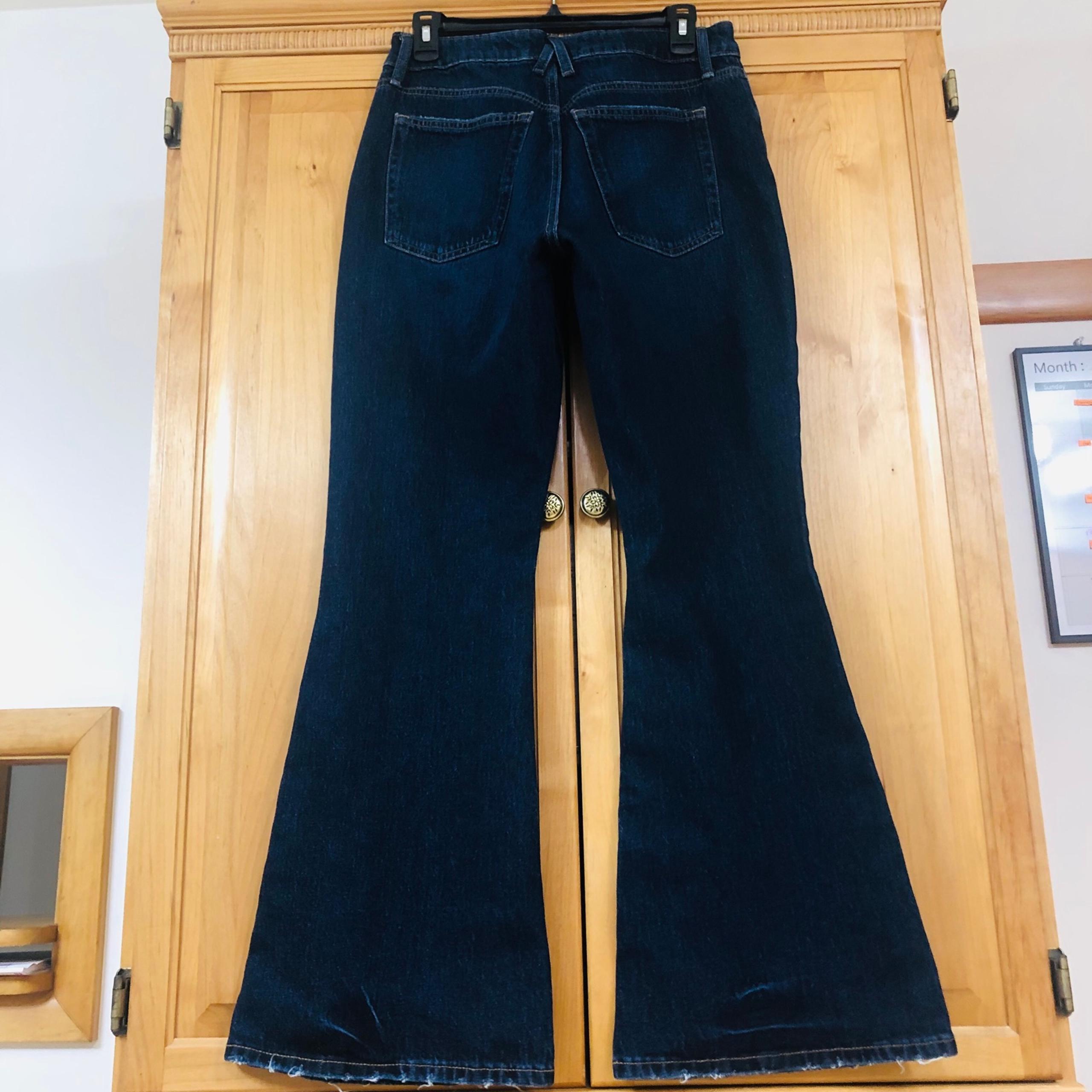 NWOT Maurice’s 90 flare jeans
