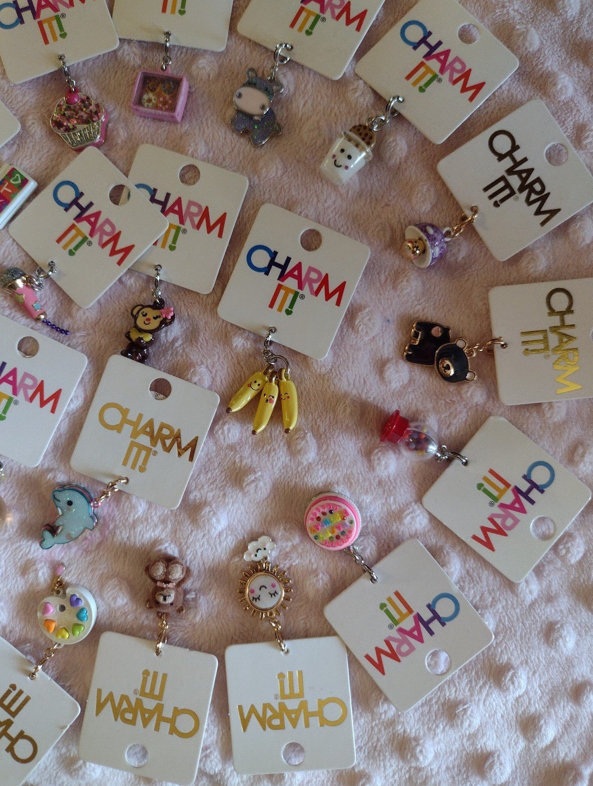 Charm it! High intensity Charms lot
