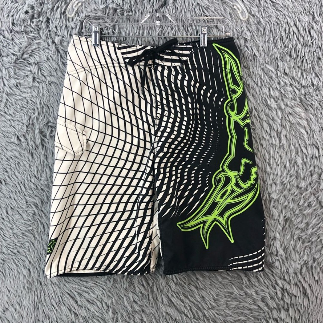 Fox Racing Men’s Size 33 Logo Black White Board Shorts Pocket