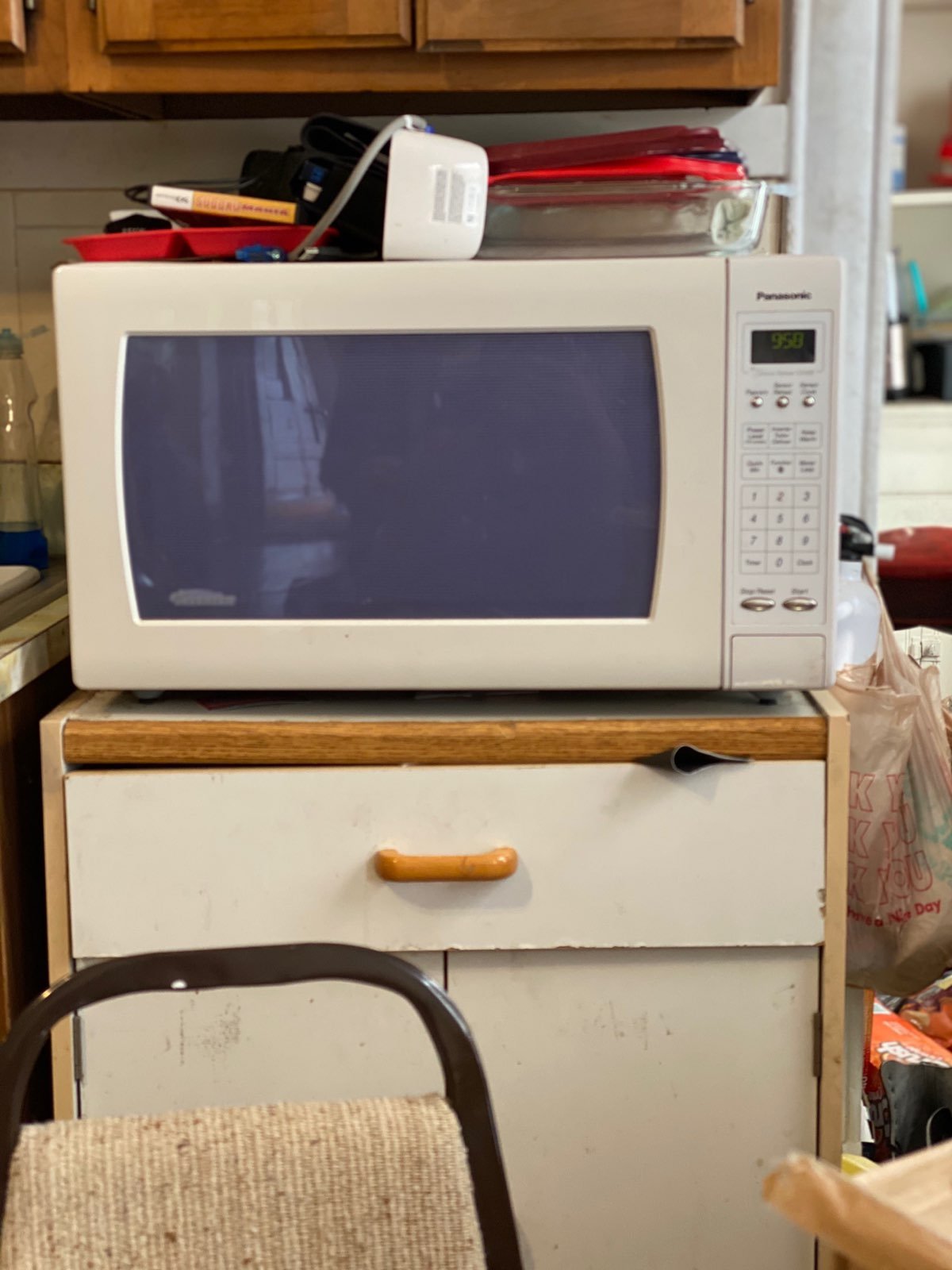 microwave oven