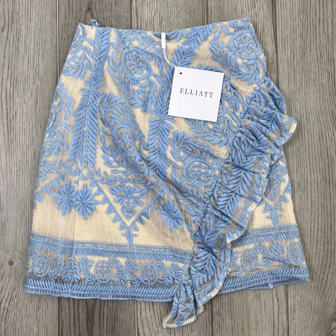 Elliatt Soiree Women Size XS Blue Asymmetrical Ruffle Embroidered Mini NEW Skirt