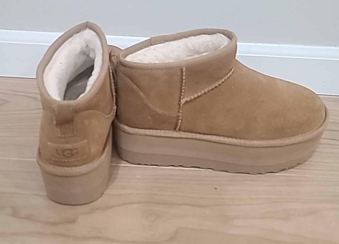 UGG Classic Ultra Mini Platform 1135092 in Chestnut sz 8
