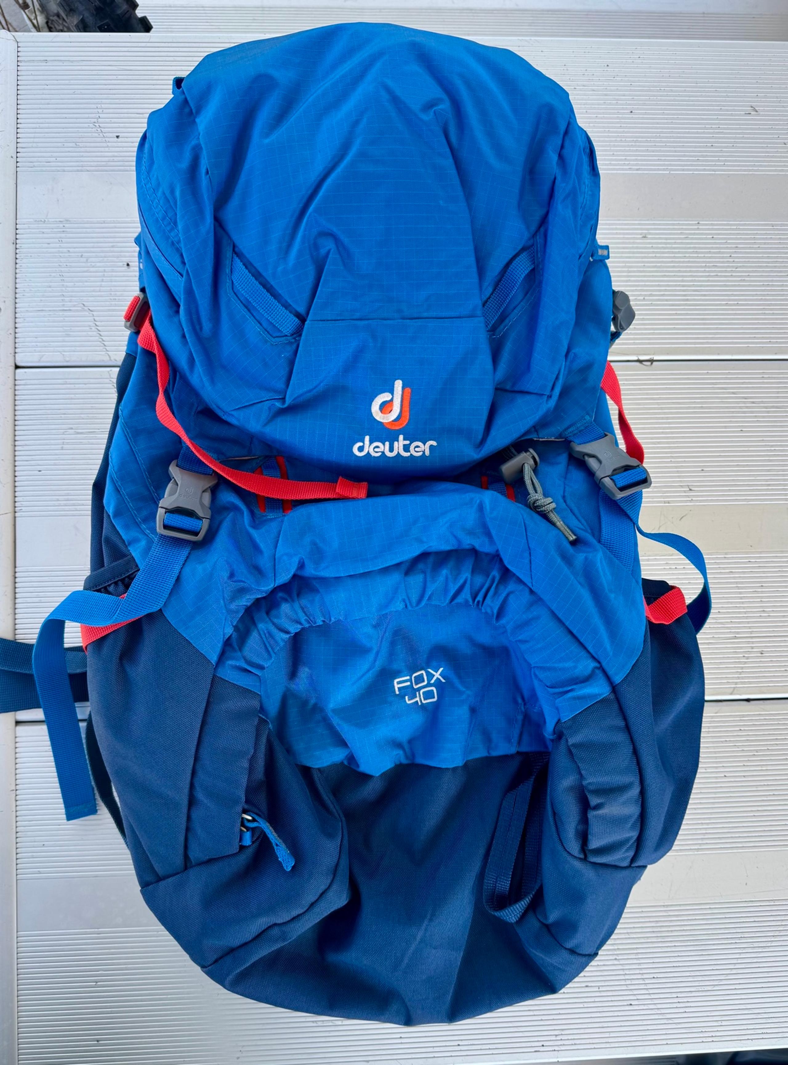 Deuter Ocean Midnight 40L Fox 40 Black Backpack Trekking