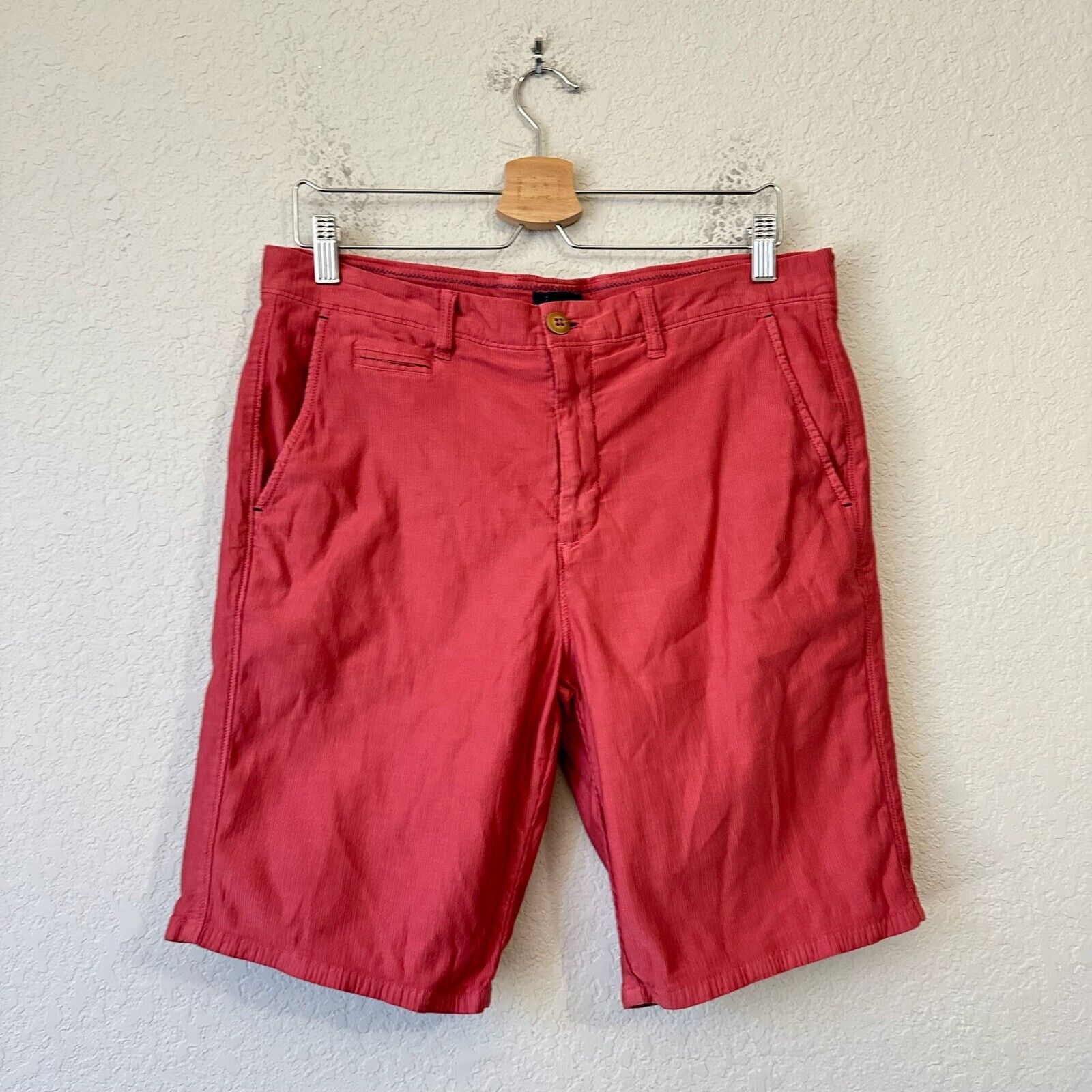 JOHNNIE-O Bombay Shorts Malibu Red Chino Corduroy Cotton Preppy Retro