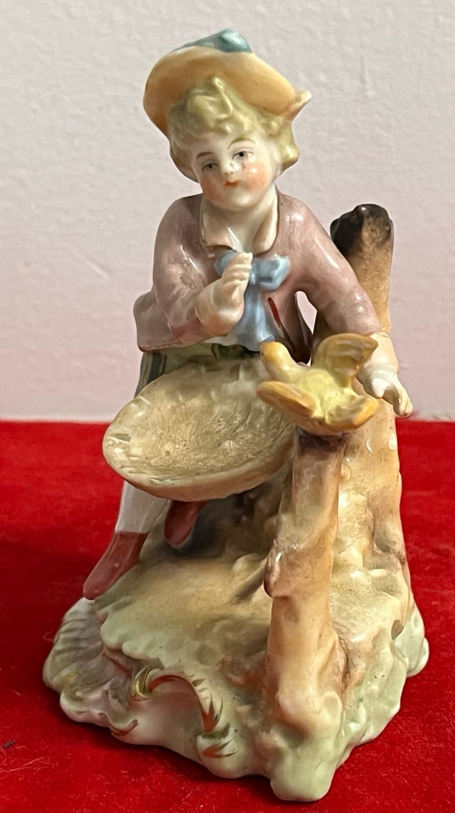 Art Nouveau Samson Porcelain Figurine at Birdbath imitation Beehive Mark 1890s