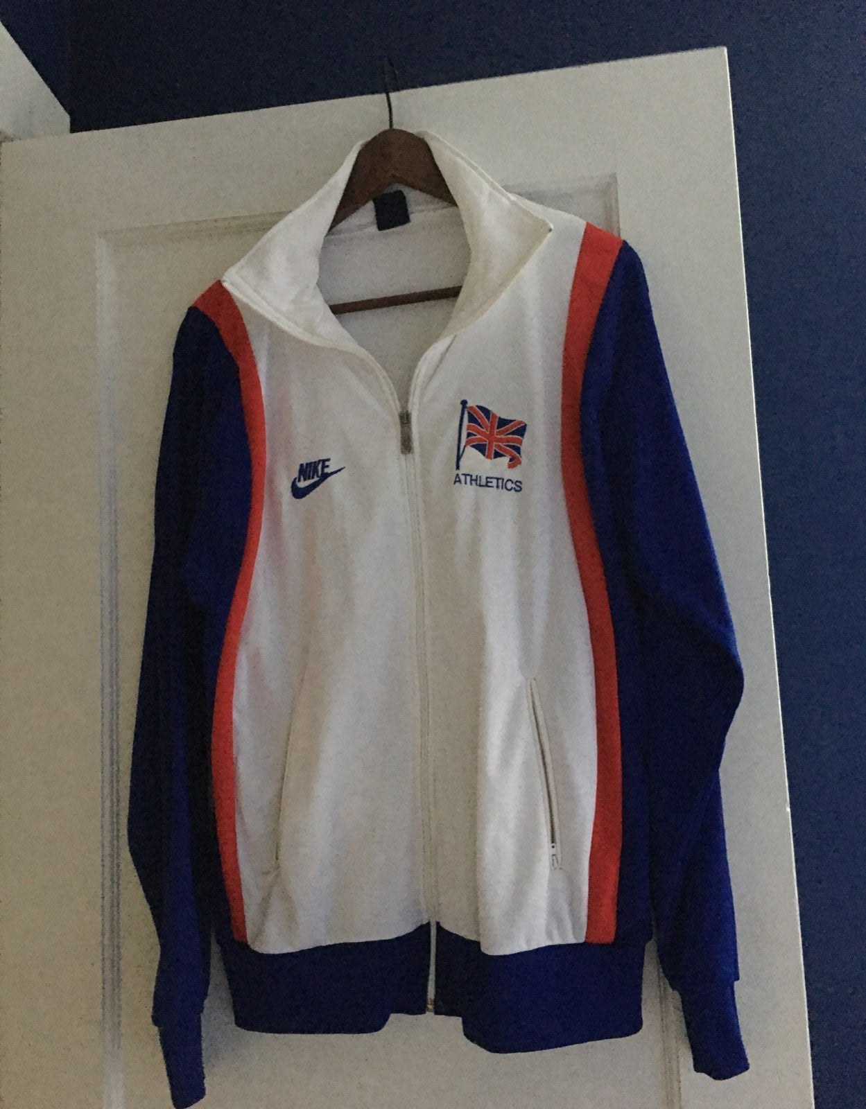 Vintage men's Nike UK team track jacket