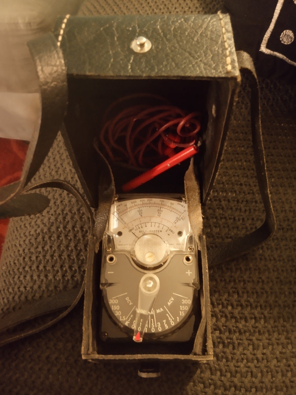 VINTAGE~Bell Systems Triplett Electric Multimeter #KS-16979-L1 In Leather Case