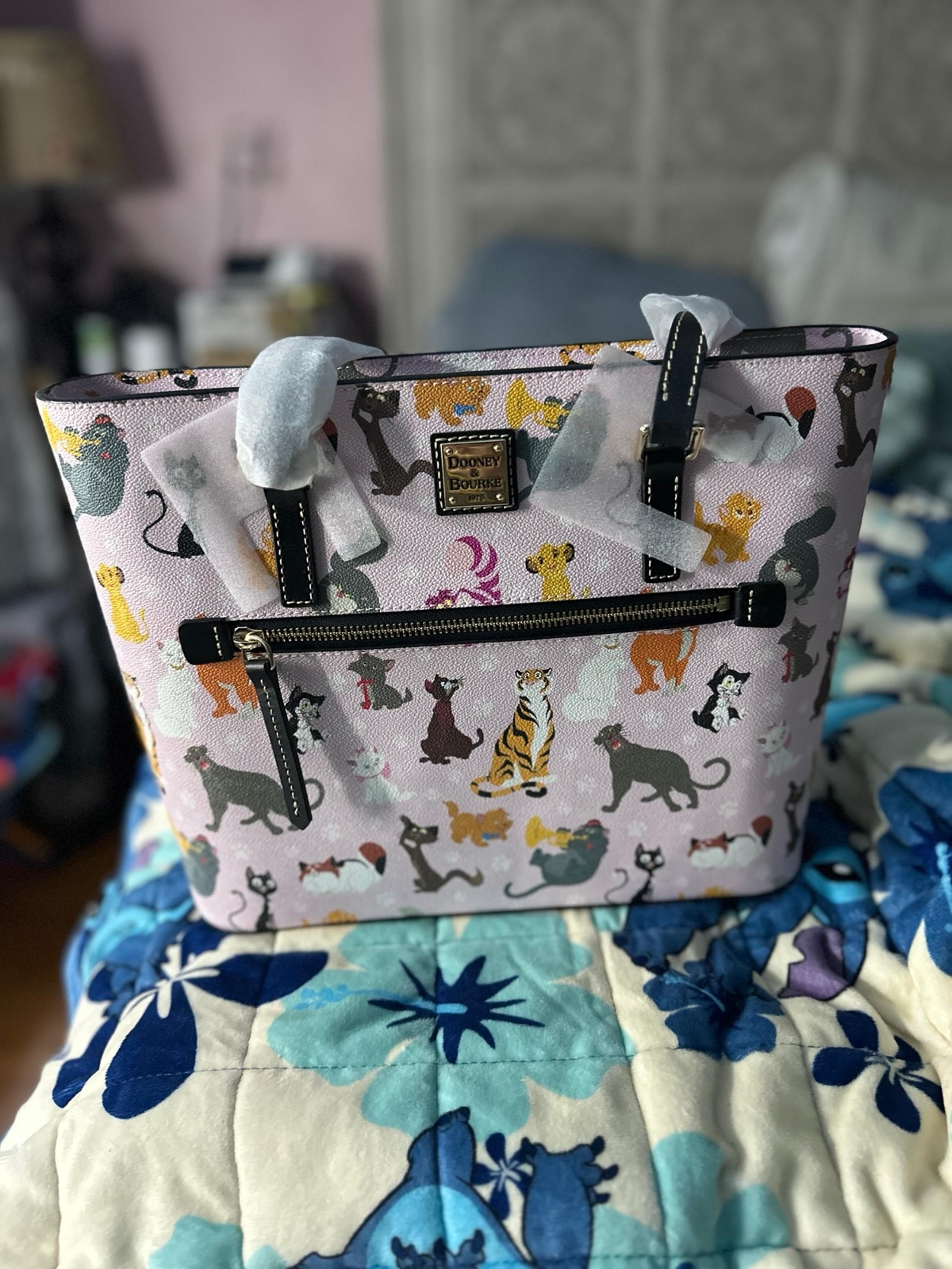 2024 Disney Parks Dooney & Bourke Disney Cats Shopper Tote Purse New With Tags!