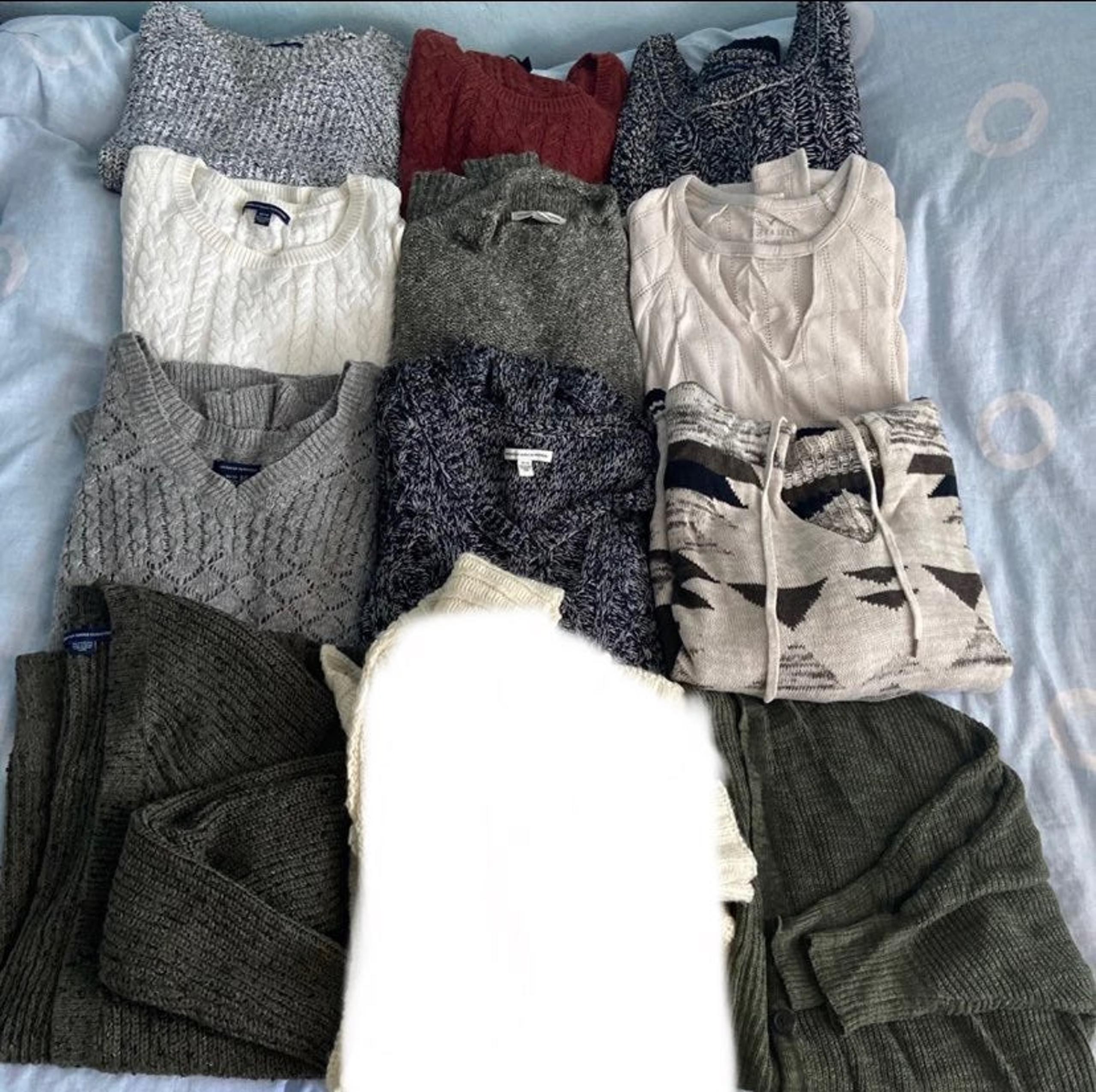 American Eagle Sweater Bundle 11