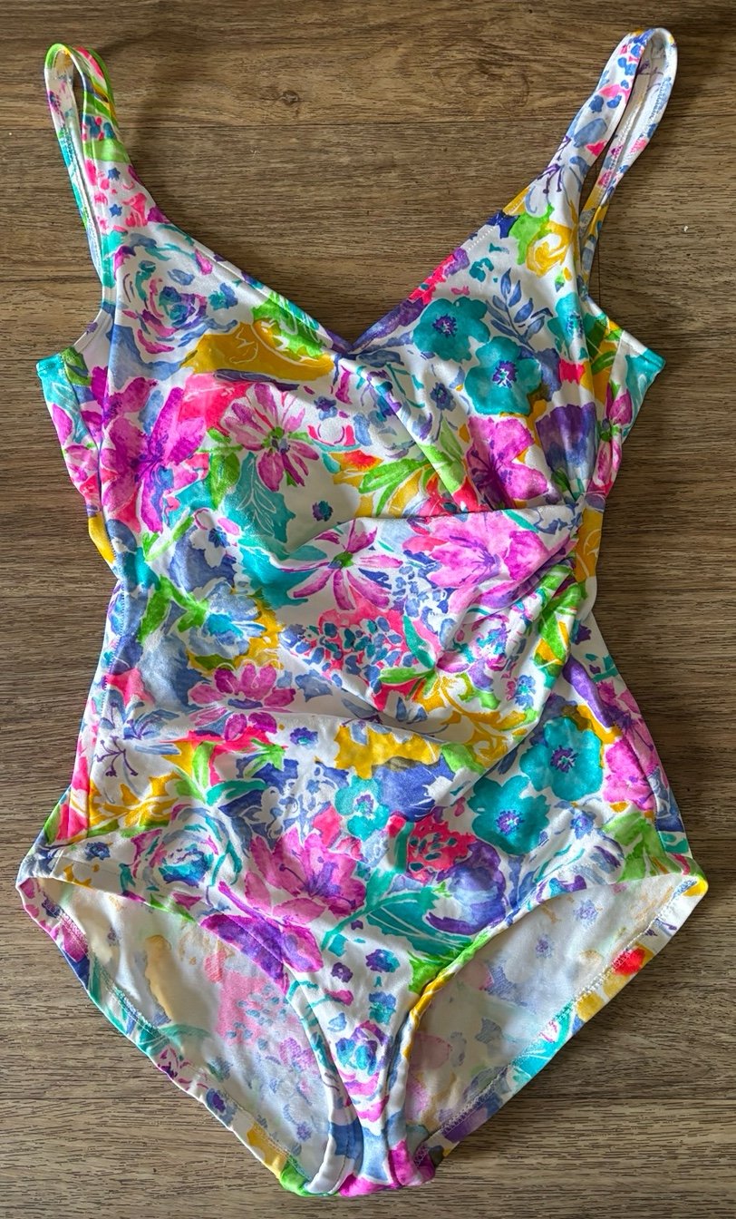 Vtg Talbots Gabar Slimming White Bright Floral One Piece Swimsuit Pinup Size 14.