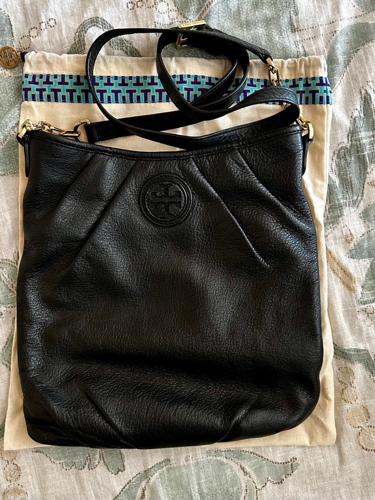Tory Burch black leather swing bag