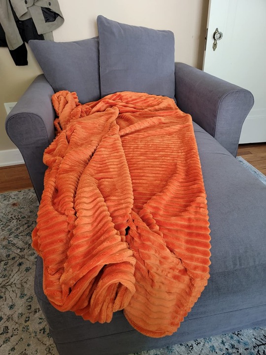 Soft Throw Blanket for Couch - Orange Fleece Blanket for Living Room 50x60 Inch