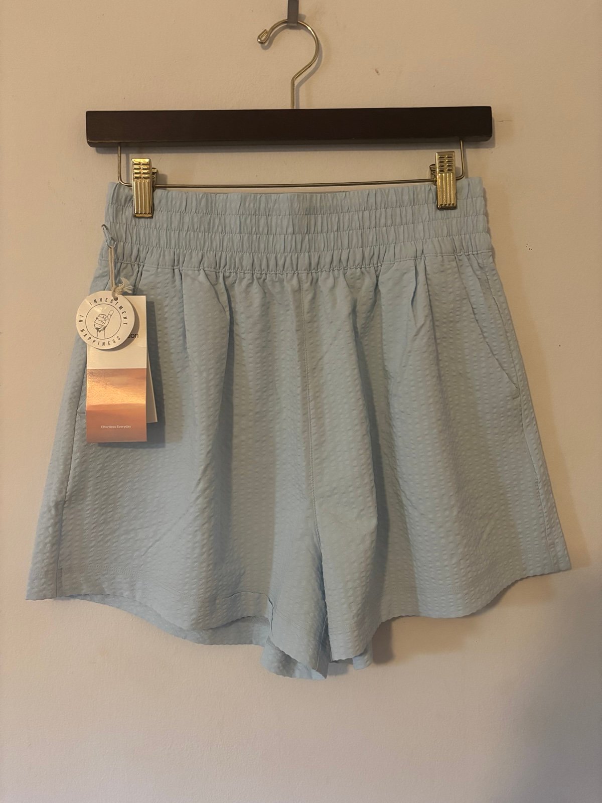 Vuori Villa Textured Short Light Mist