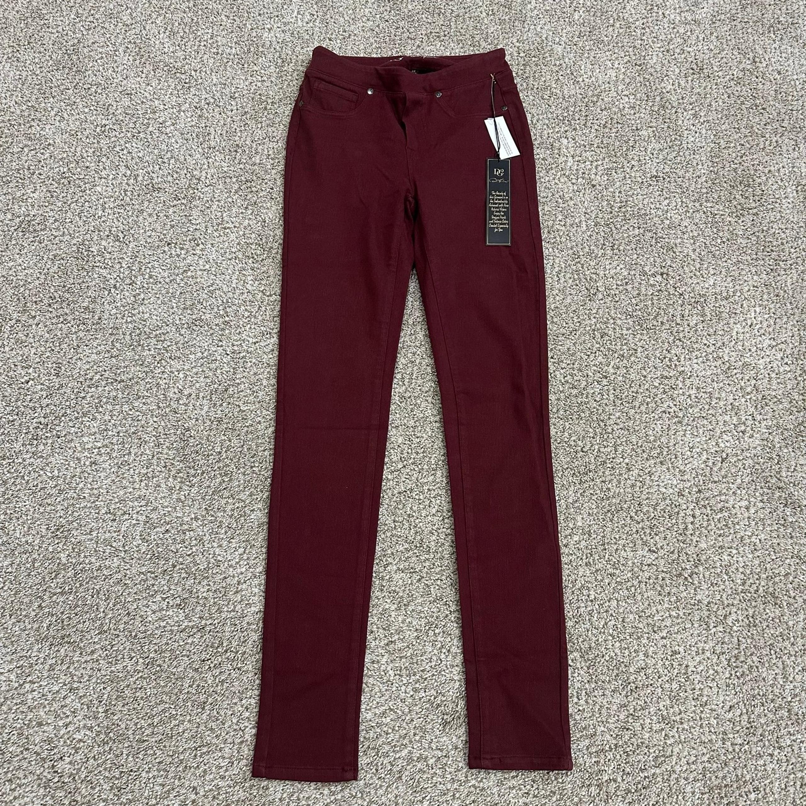 Women’s Size Small Tall DG2 by Diane Gilman Maroon Pants