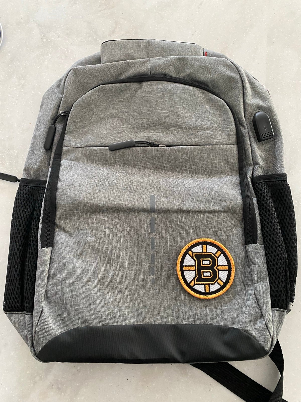 Boston Bruins Hockey NHL Backpack new with charger