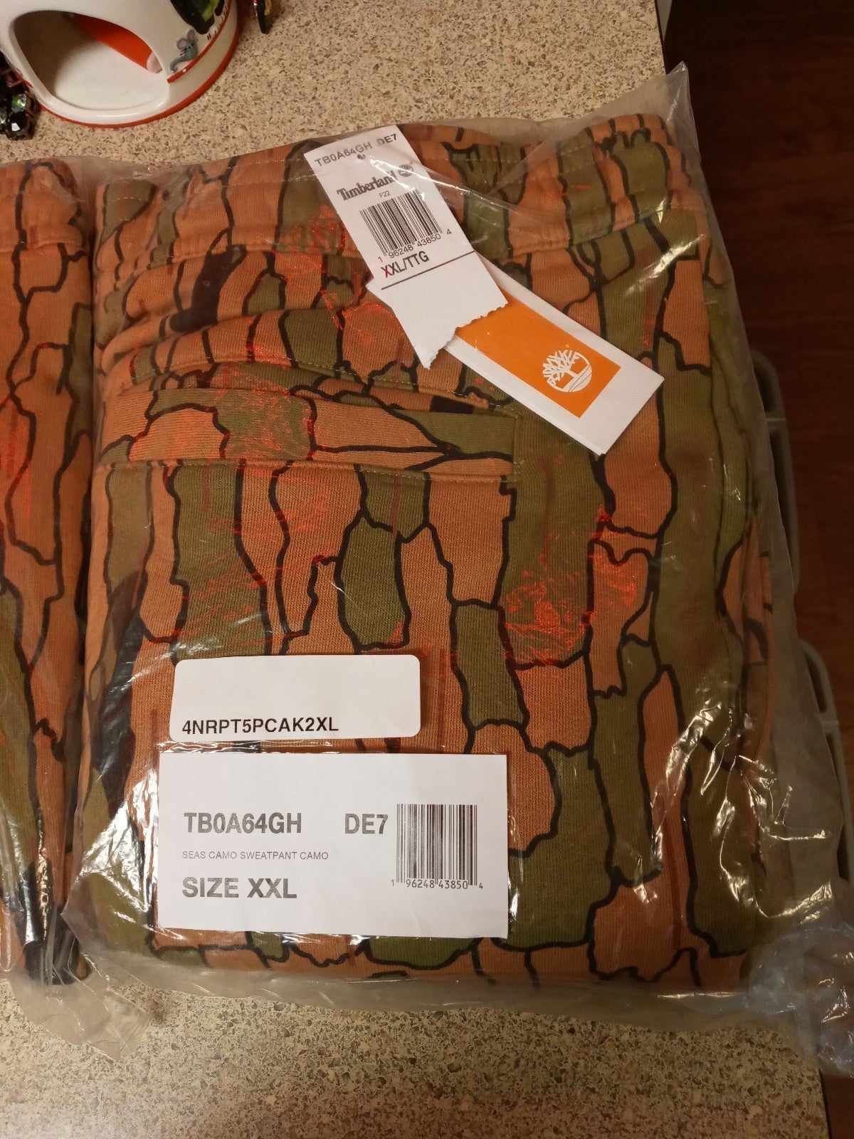 Men's Timberland Camo Sweat Pants! (Brand New) still in bag!