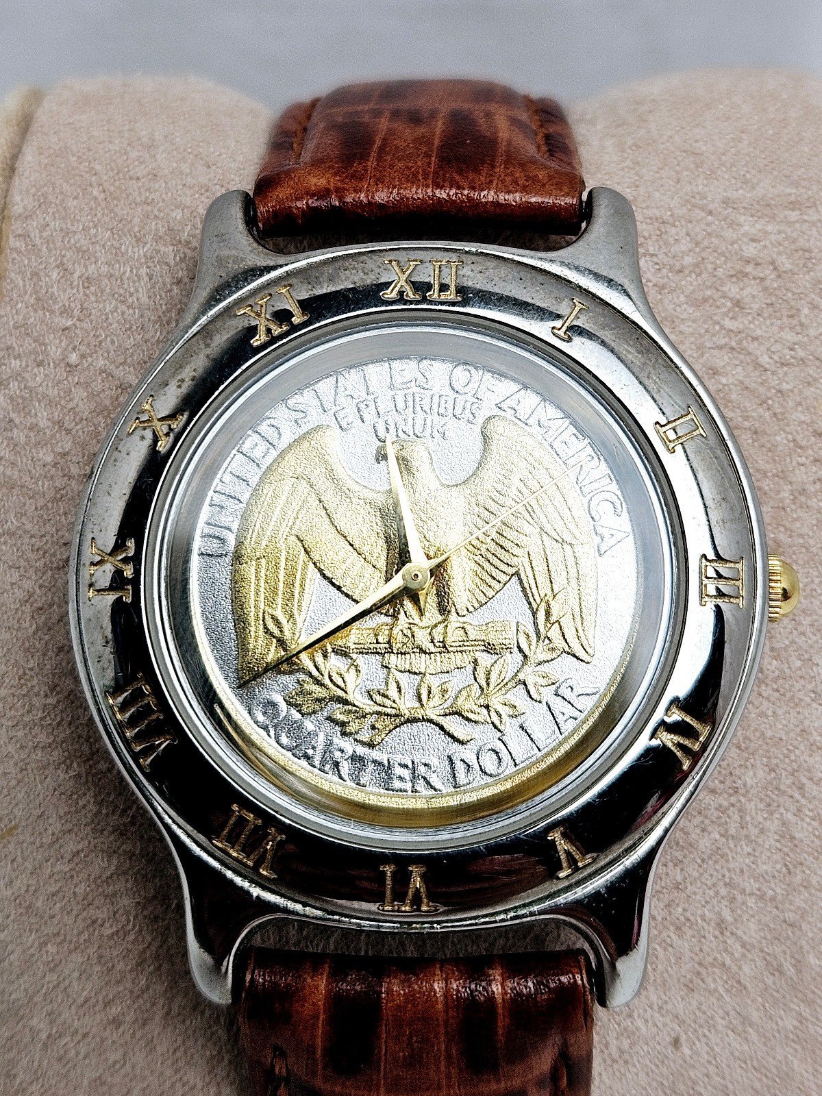 Vintage CoinWatch Quarter Dollar Coin Men's Quartz Watch Swiss-made