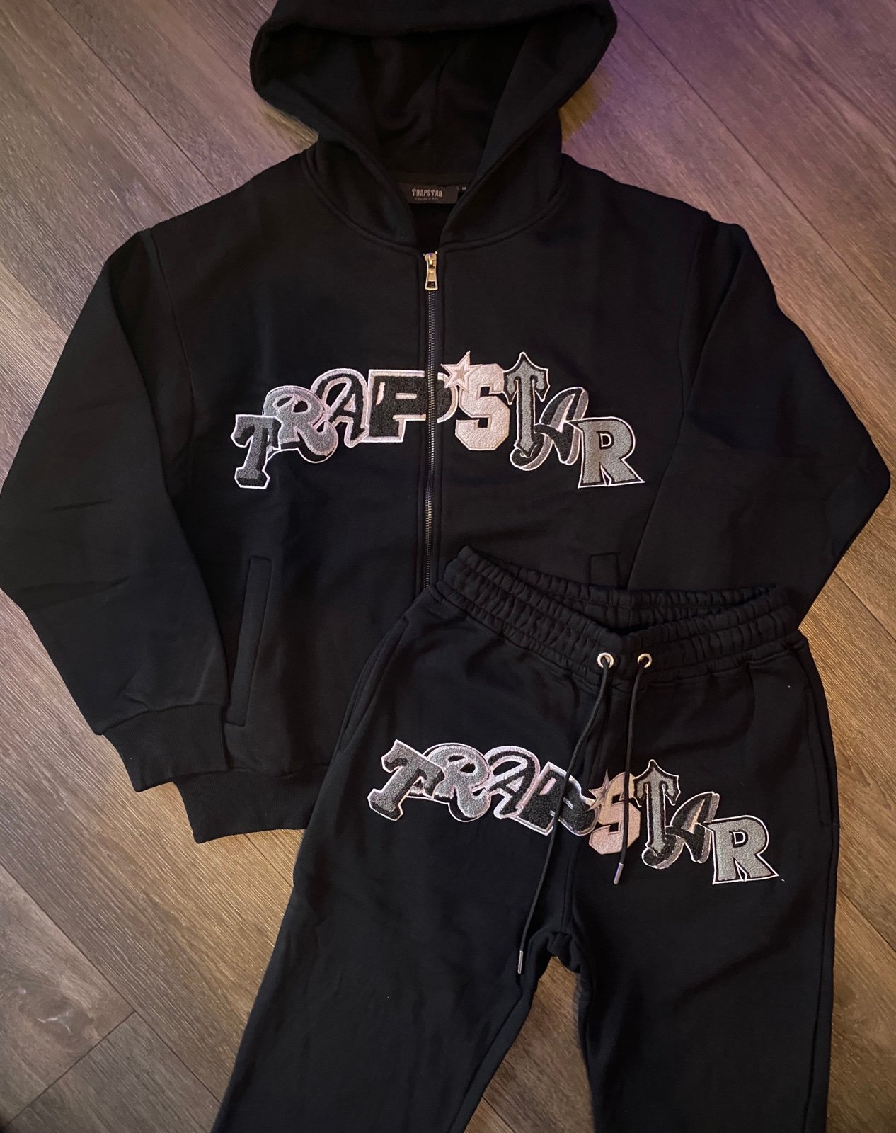 Trapstar lettering sweatsuit size medium