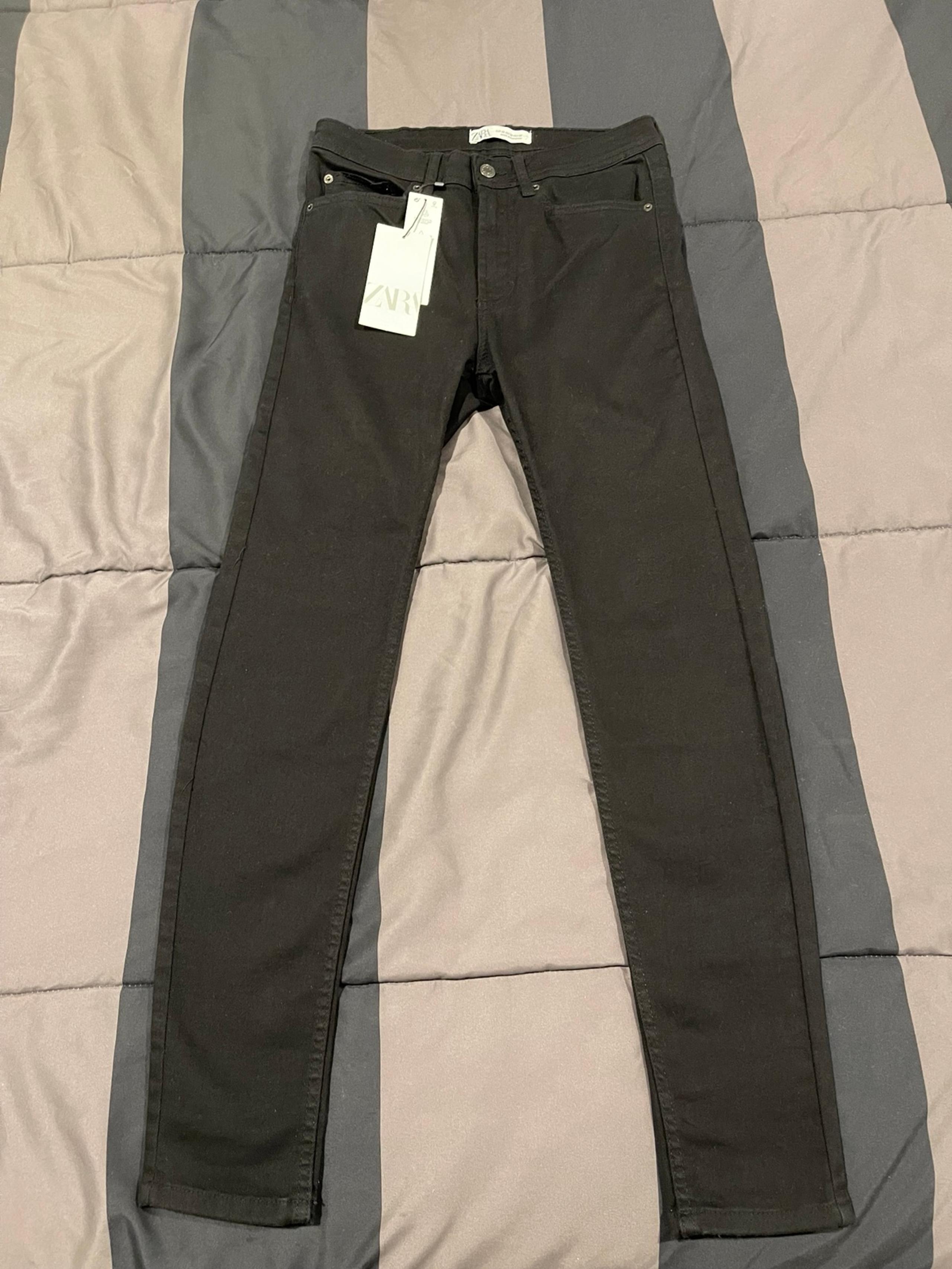 Zara Men’s Skinny Black Jeans