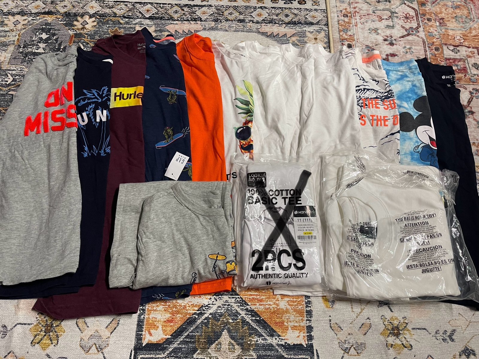 Boys clothes bundle M-L