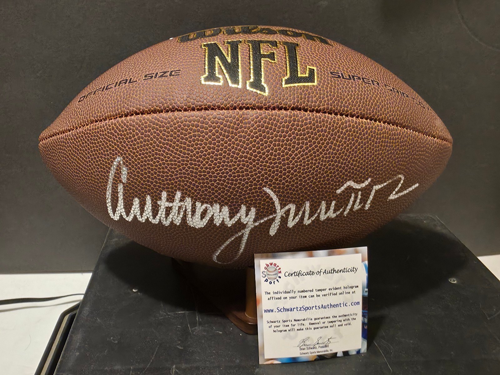 Signed HOFer Anthony Muñoz Full Size NFL Football (Schwartz)