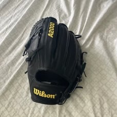 New Pitcher's 11.75 A2000 Baseball Glove