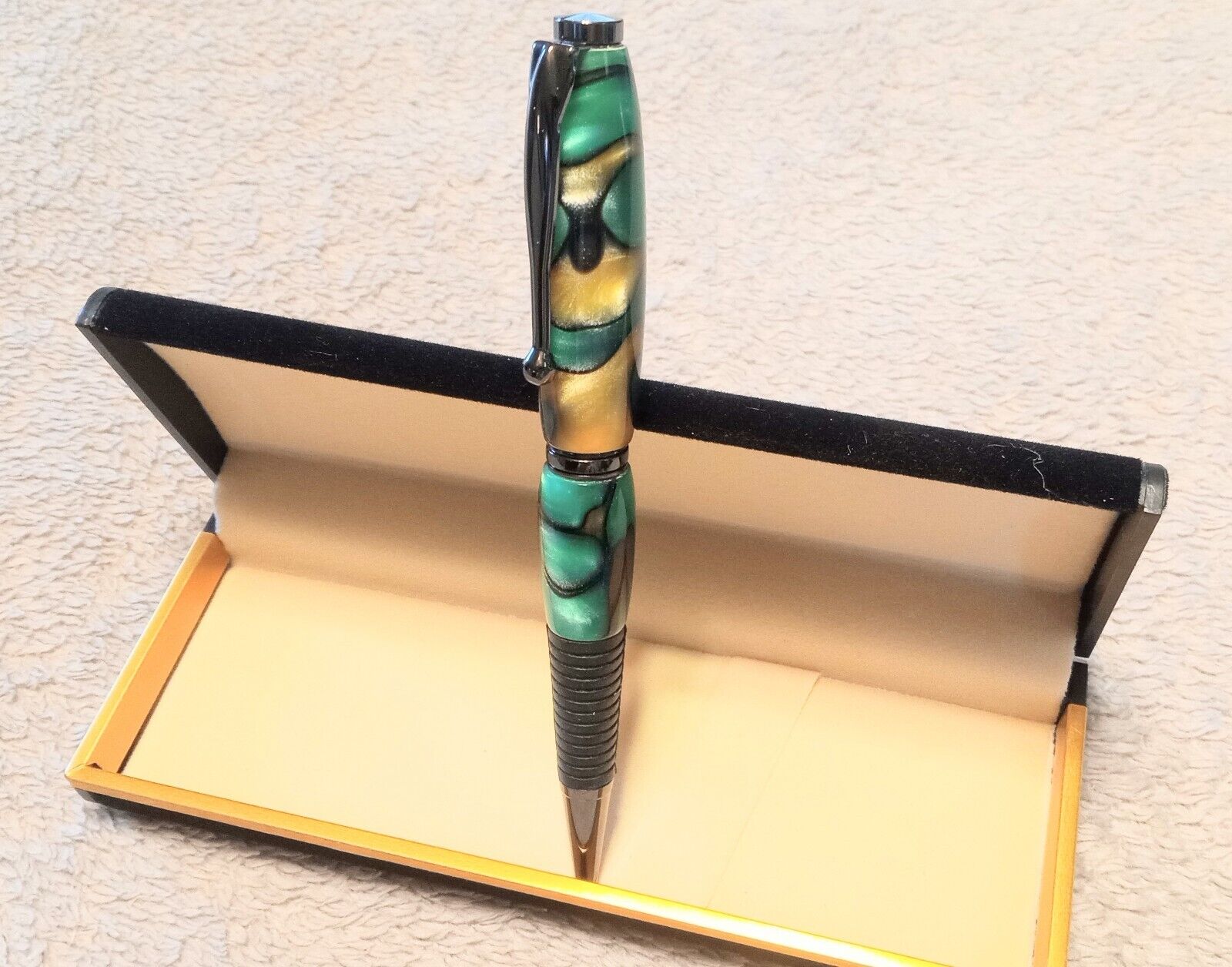 Beautiful Green and Gold Acrylic Resin Ball Point Ink Pen,Black Ink