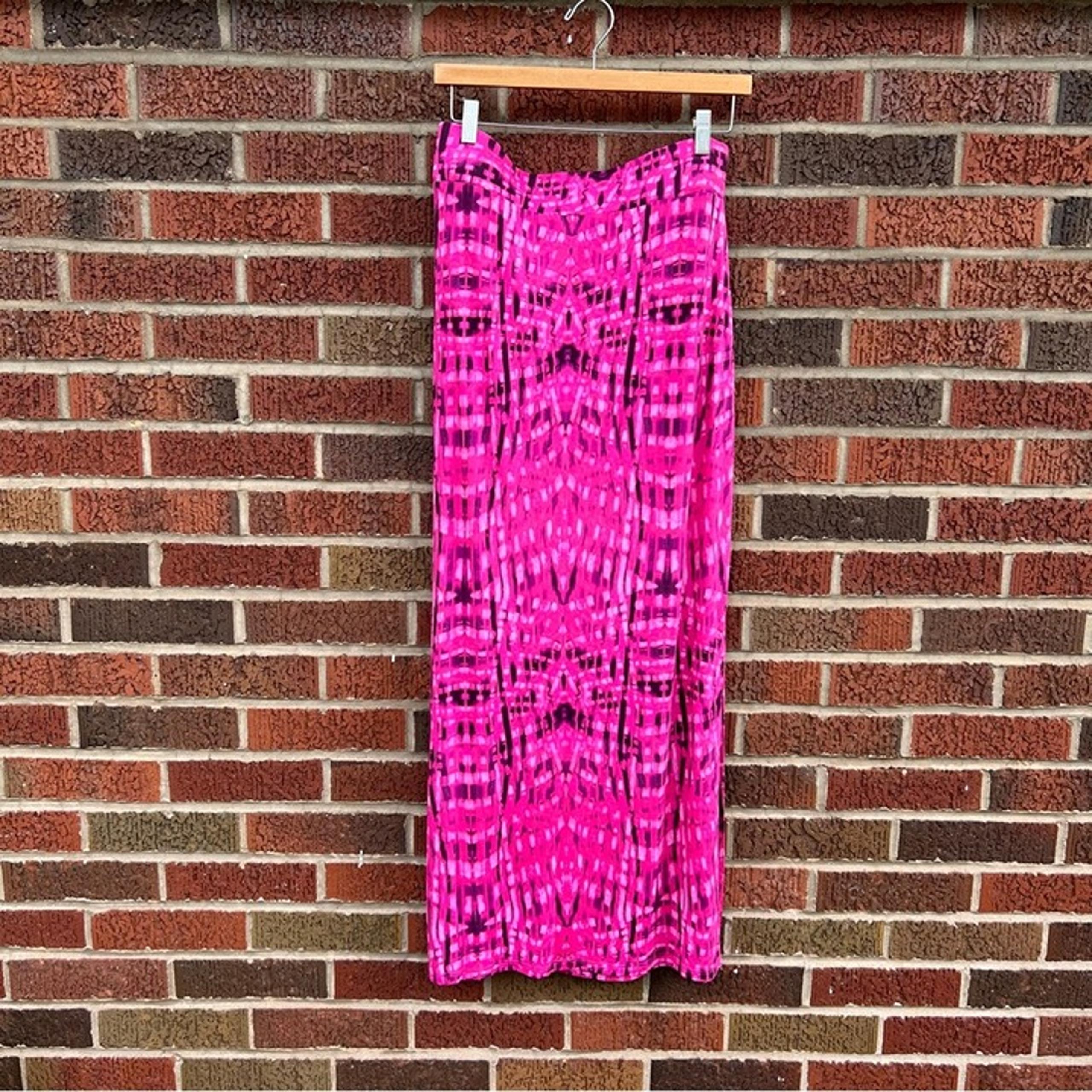 A.n.a Pink and Black Tie Dye High Rise Maxi Skirt