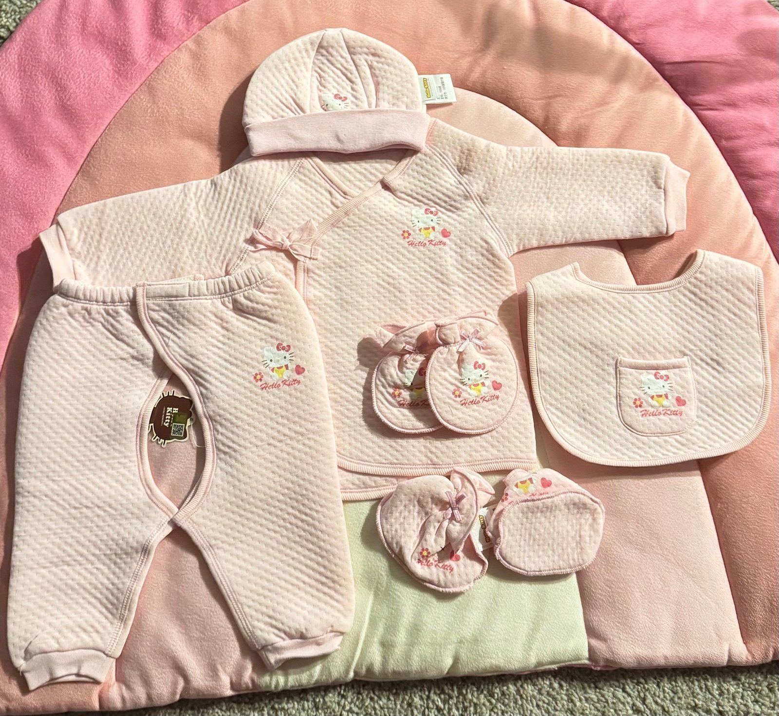 Hello Kitty Infant Gift Set - PRICE IS FIRM