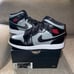 Air Jordan 1 Mid Shadow Red