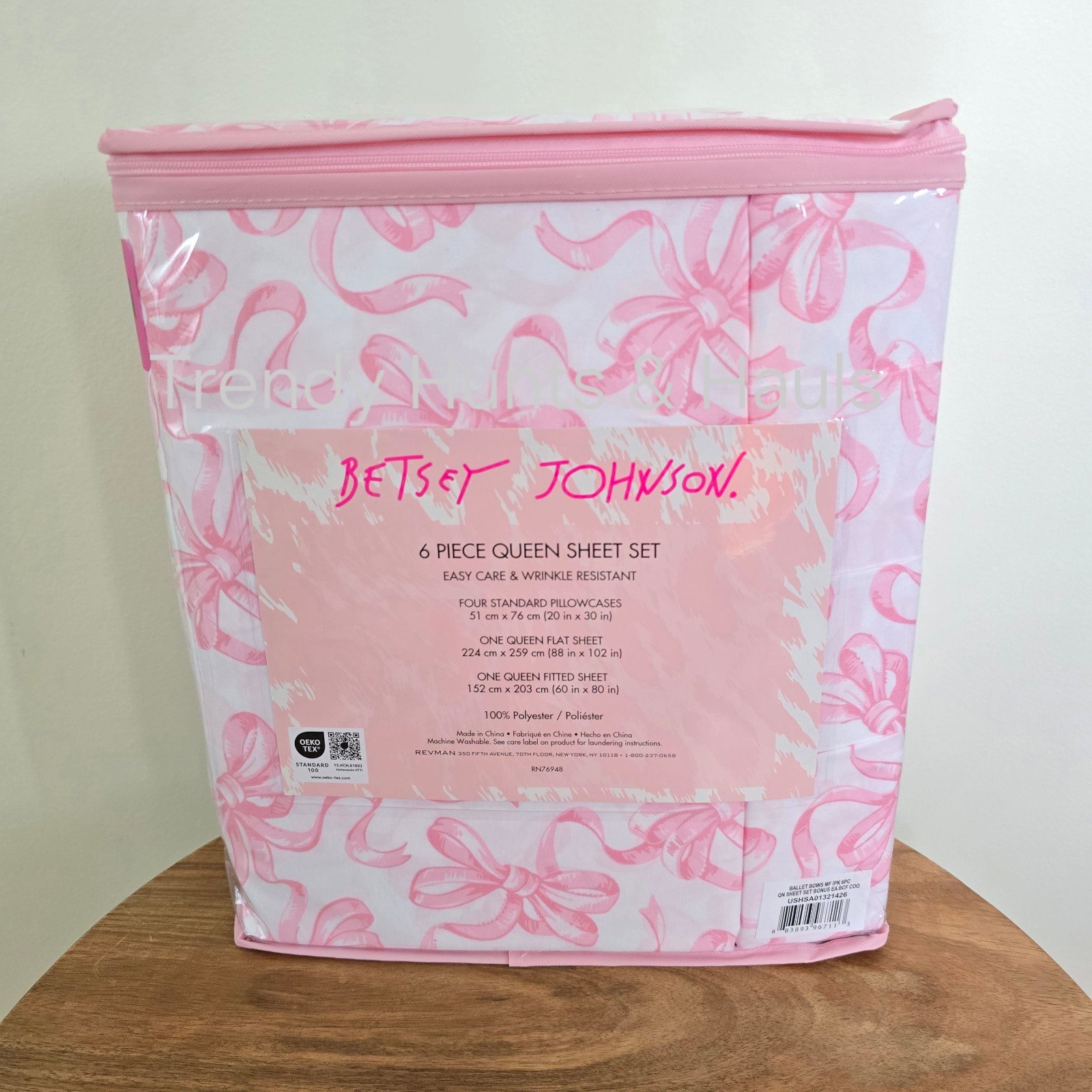 Betsey Johnson Pink bow sheet set- QUEEN