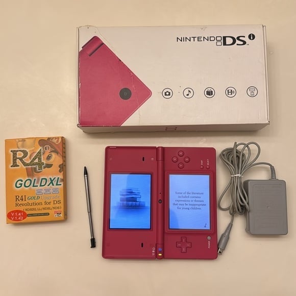 Nintendo DSI R4 DS Game Bundle in Box