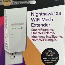 NETGEAR WiFi Mesh Range Extender EX7300 - Coverage up to 2300 sq.ft. and 40 devi