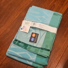 TISSUS TOSELLI Tropical Safari Tablecloth 61x137 (Green)