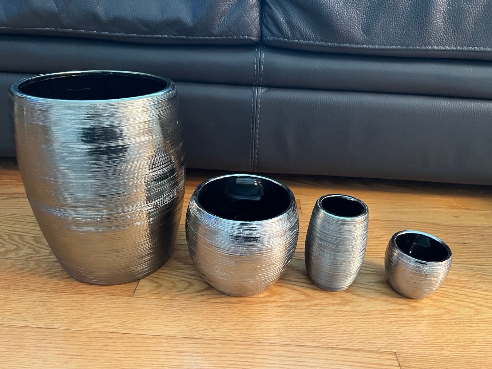 4 Silver planter pots for flowers