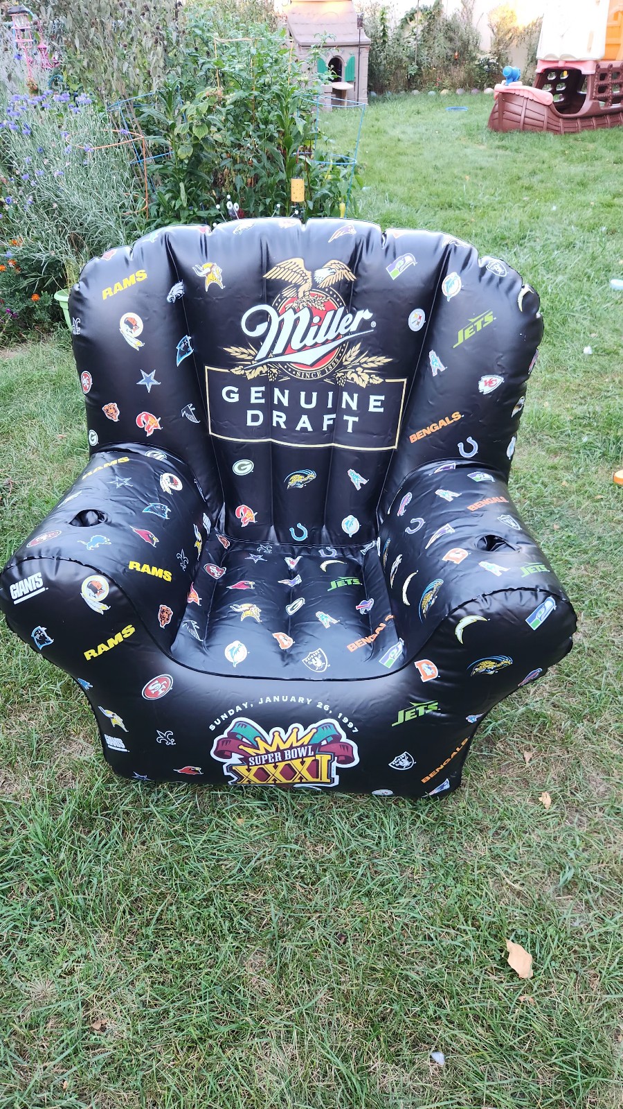 Vintage Miller genuine draft superbowl blow up chair
