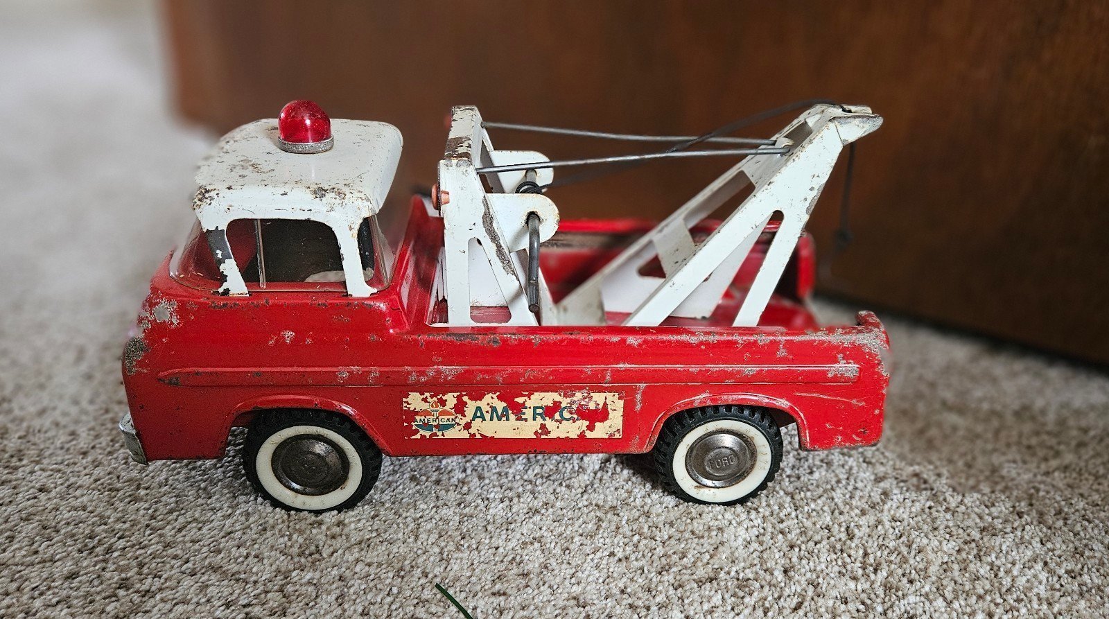 Nylint American Oil Tow Truck Toy