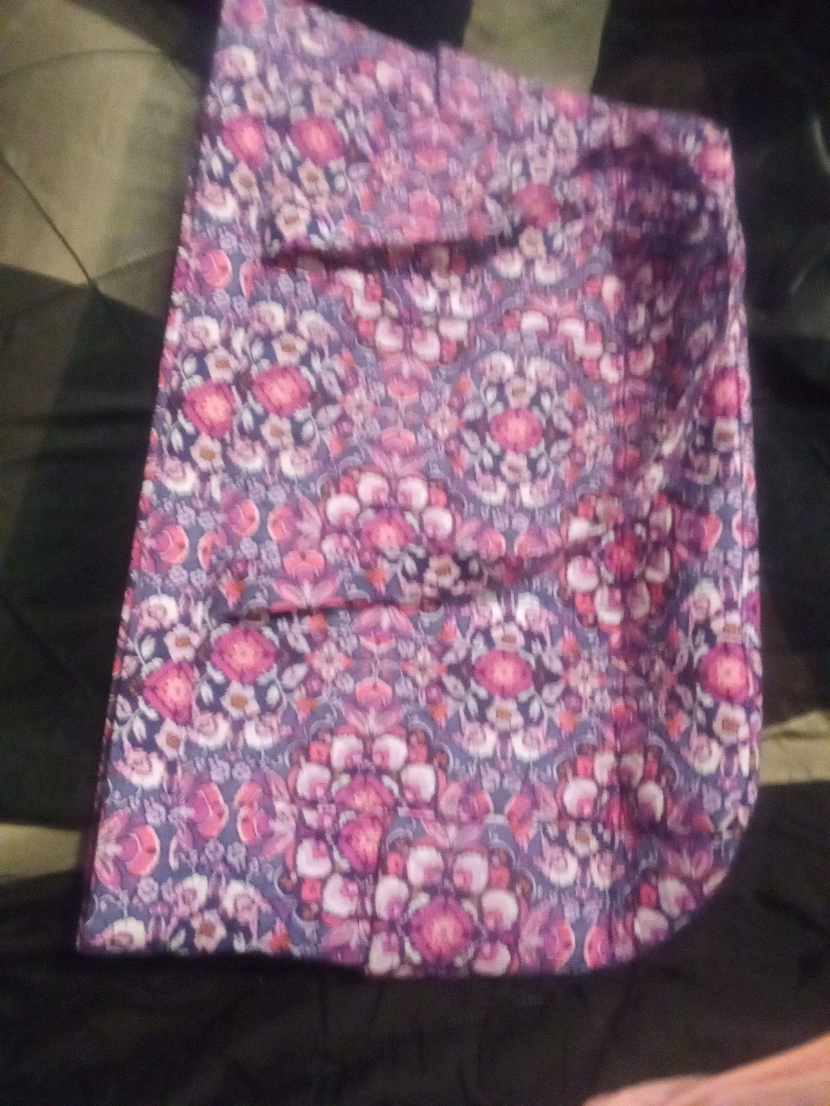 Brand new Vera Bradley beach bag or large hand tote- price slightly negotiable