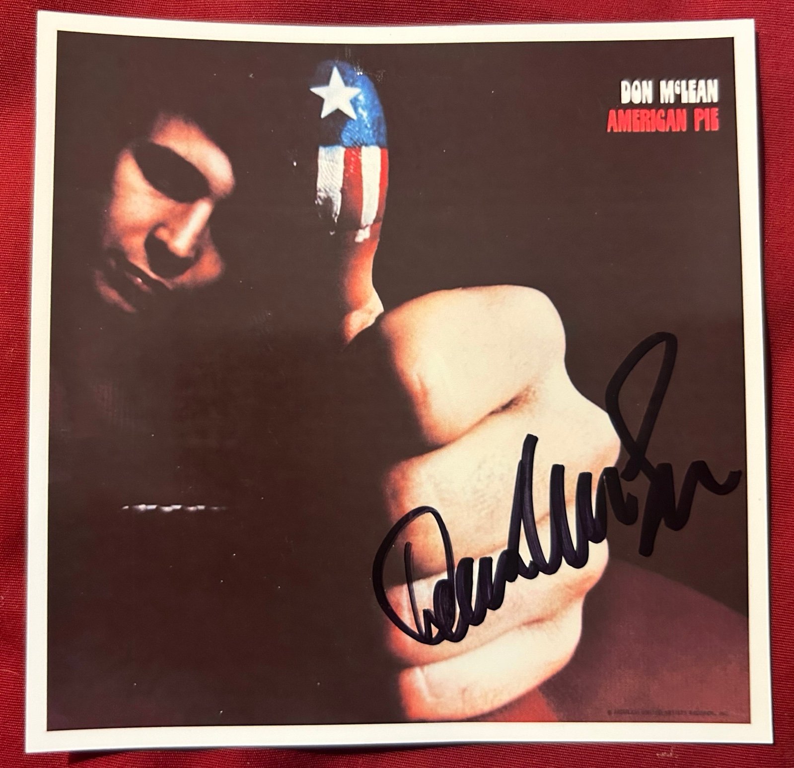 DON McLEAN AUTOGRAPHED COLOR PHOTO!!! - SWEET PHOTO OF AMERICAN PIE COVER!!!
