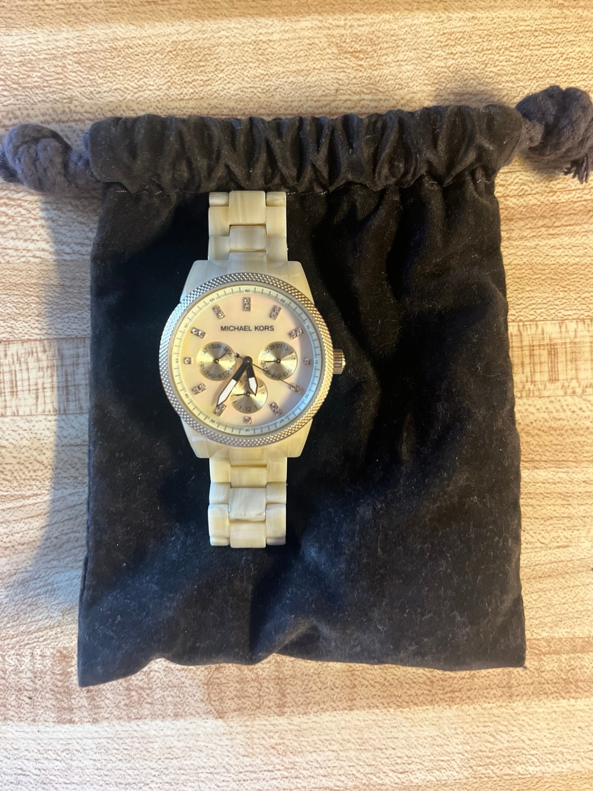 MK horn jet set watch deals
