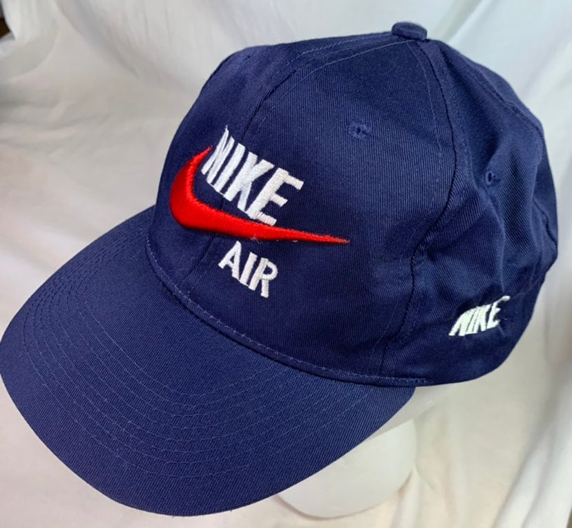 Nike Air Snap Back Trucker Hat