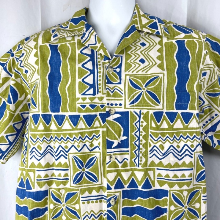 Tapa Tribal Tiki Honu Go Barefoot M/L Hawaiian Shirt Med 46 x 29 Mens Reverse US