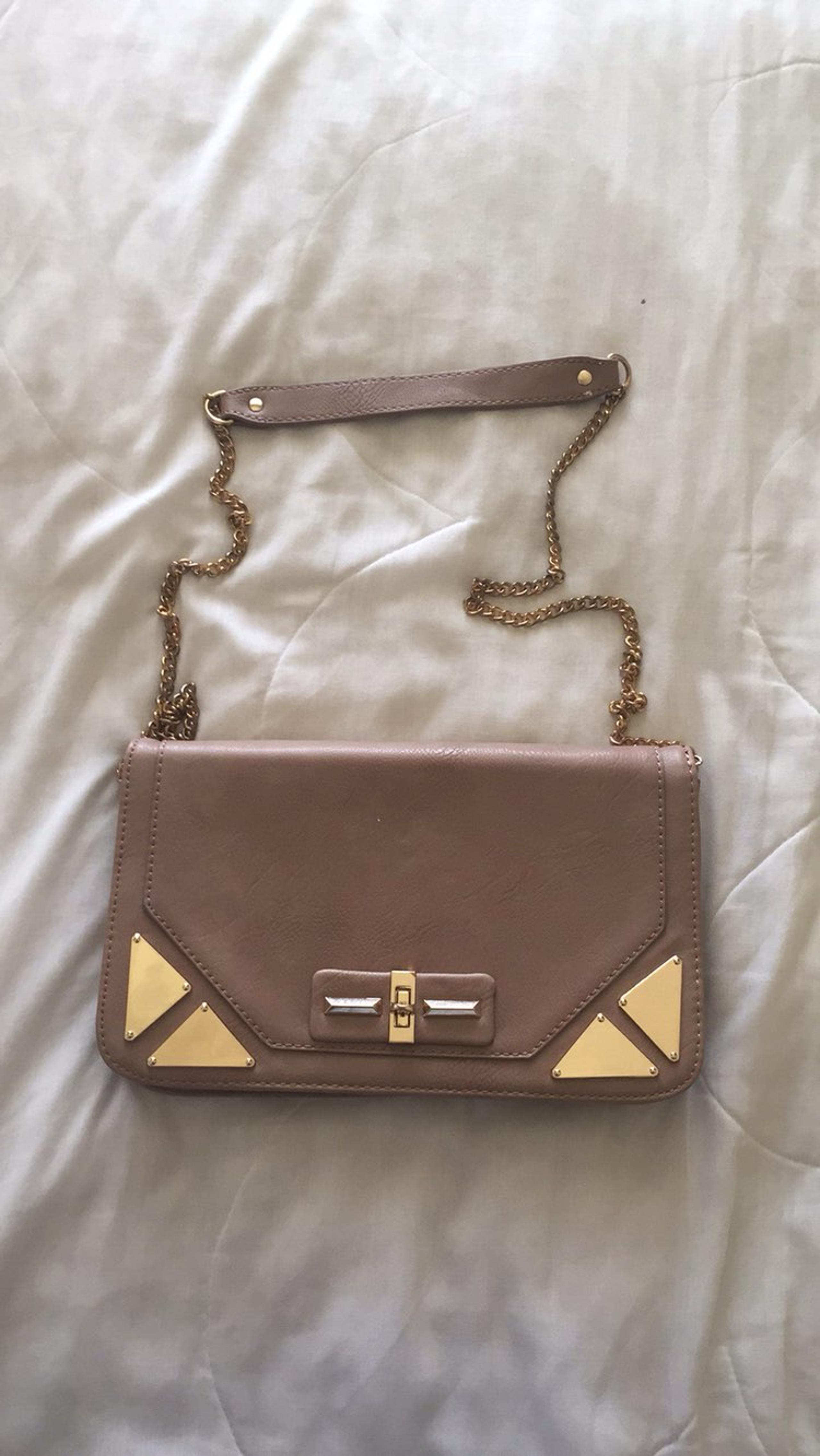 URBAN EXPRESSIONS Handbag