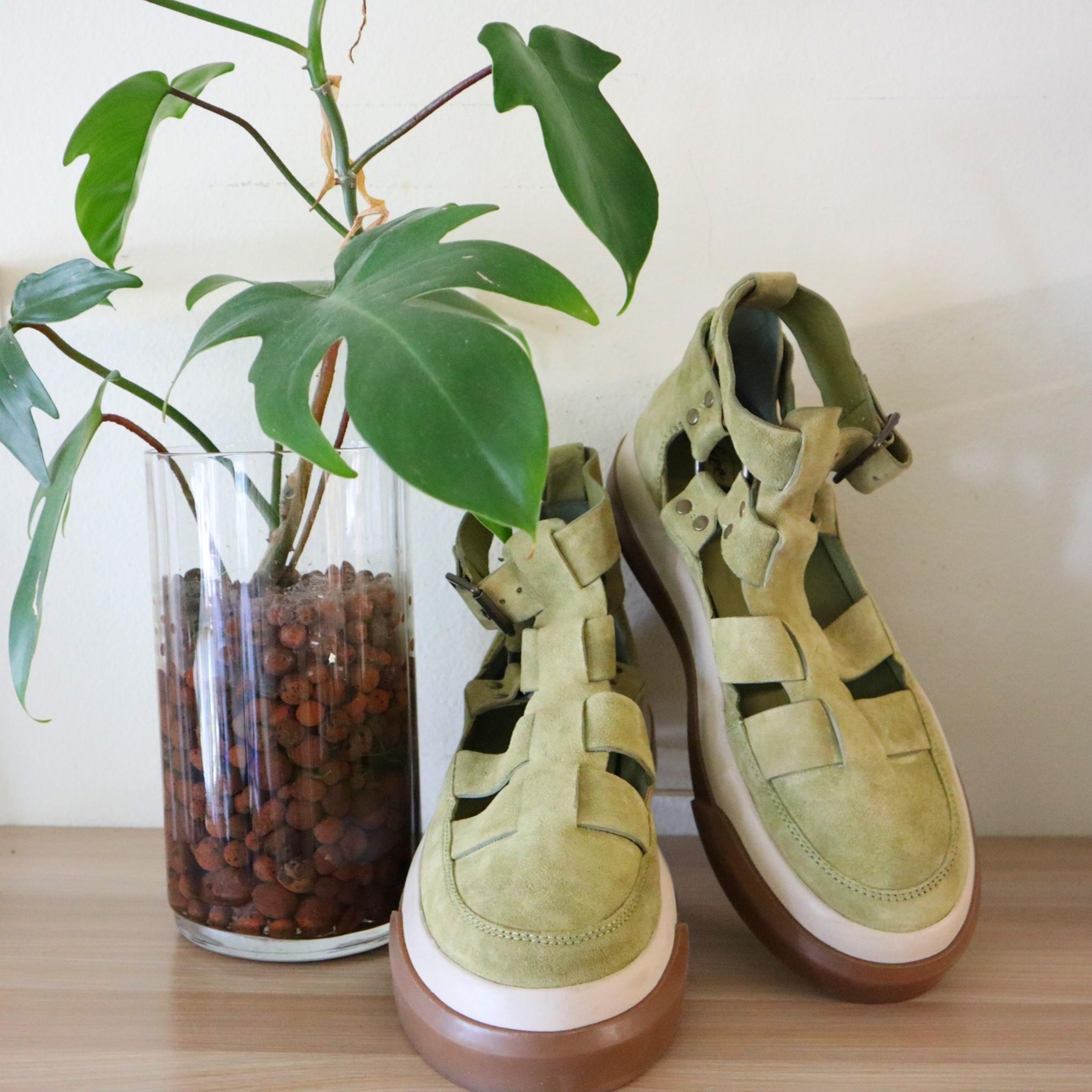 New Free People Women's Olive Green Bodhi Fisher High Top Cutout Sneakers sz 9.5