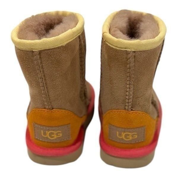 Toddler girl short brown Uggs